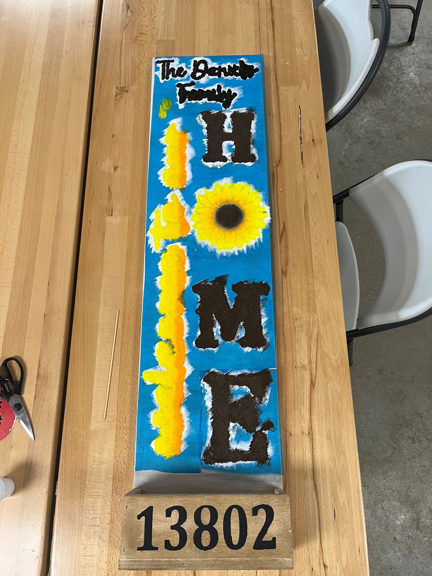 5/17/25 Personalized Door Planter Box or Sign (Saturday 2:00pm)